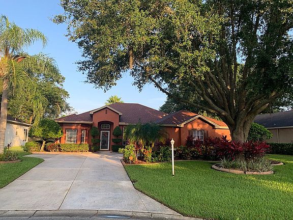 3rd image of 2803 Brooke Pines Ct