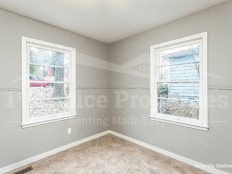1328 5th Pl NW — Photo 7