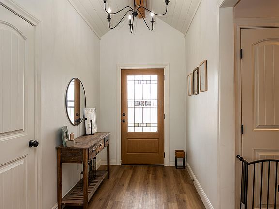 5th image of 3432 Ponca Path