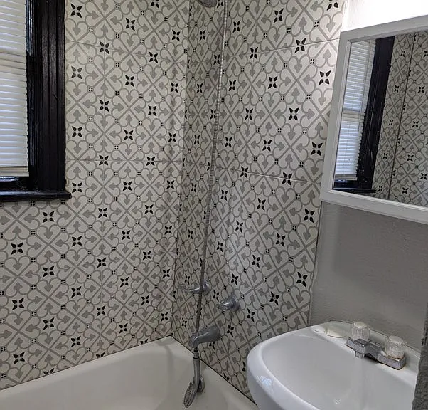 209 E Rosewood Ave #2 — Photo 9