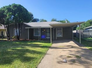 813 Choctaw Trce, Grand Prairie, TX 75051