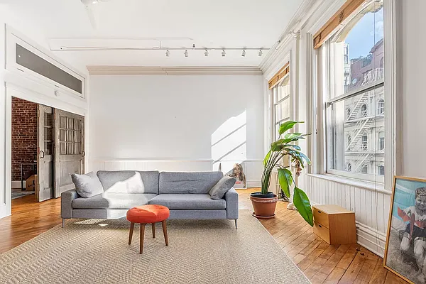 Rented by Compass | media 2