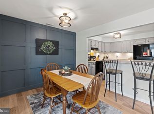 8 Neville Ct, Sewell, NJ 08080