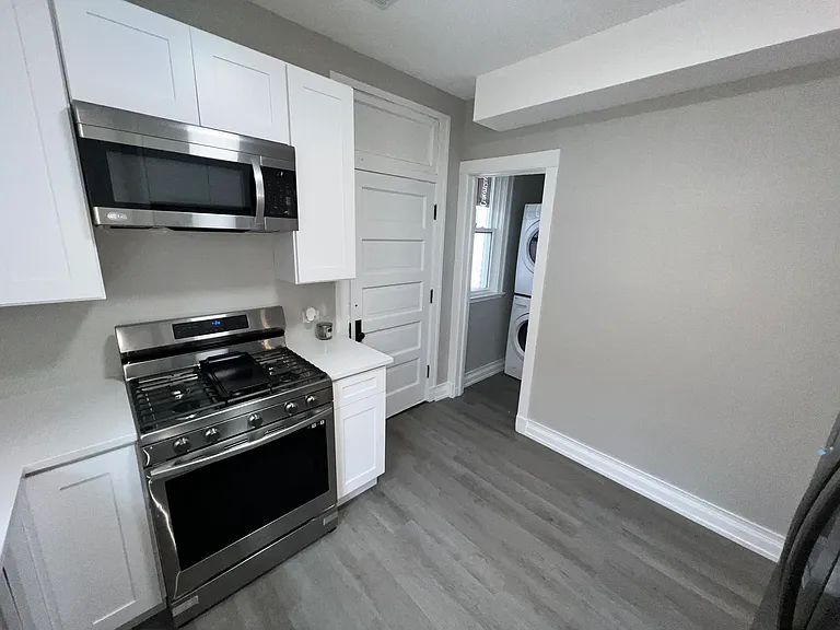 7819 S Morgan St #2 — Photo 12