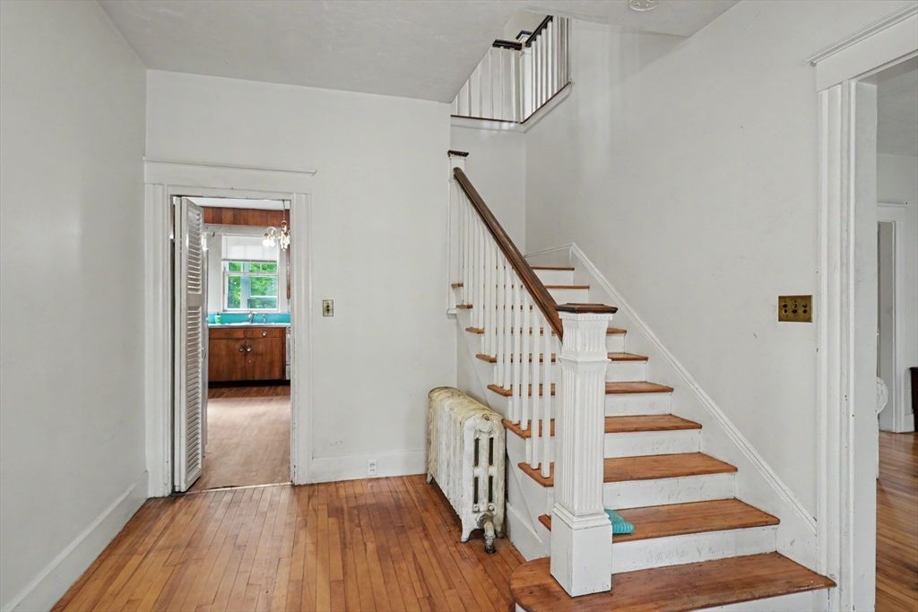 8 Tremont St, Maynard, MA - View 3