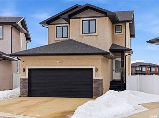 4330 Kinloch BAY E, Regina, SK S4V 3R7