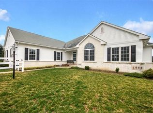 6860 N Maple Rd, Ann Arbor, MI 48105