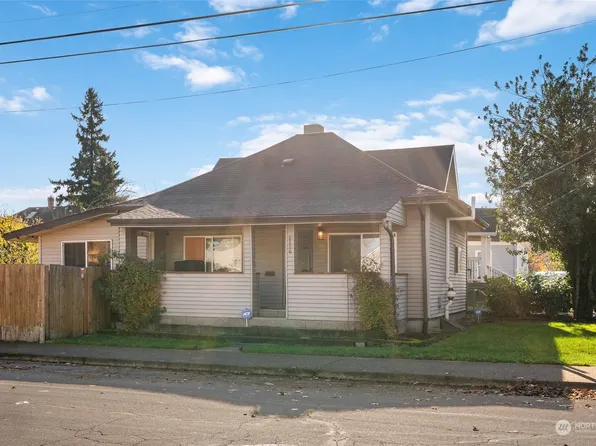 8806 SE Tolman Street, Portland, OR 97266