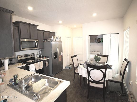 5th image of 335 ARALIA Lane