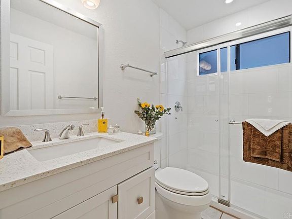 5th image of 8870 Villa La Jolla Dr Unit 213
