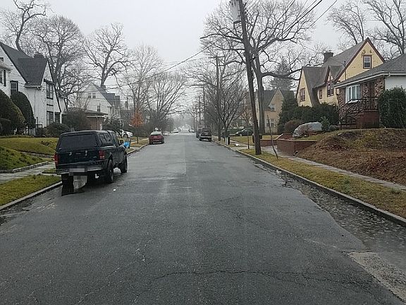 5th image of 11224 177th St