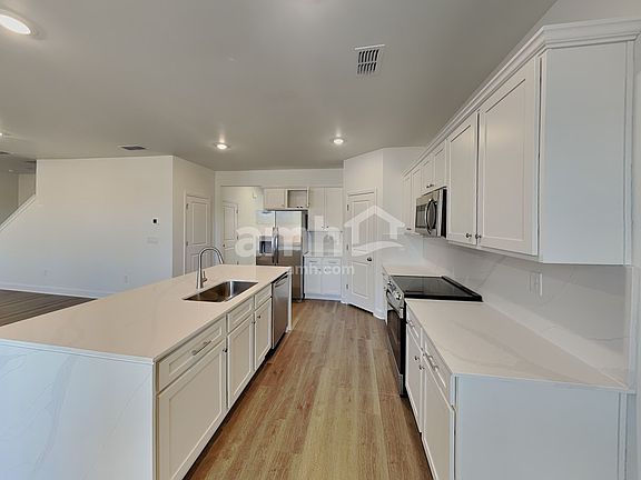 4th image of 1458 Aquamarine Dr