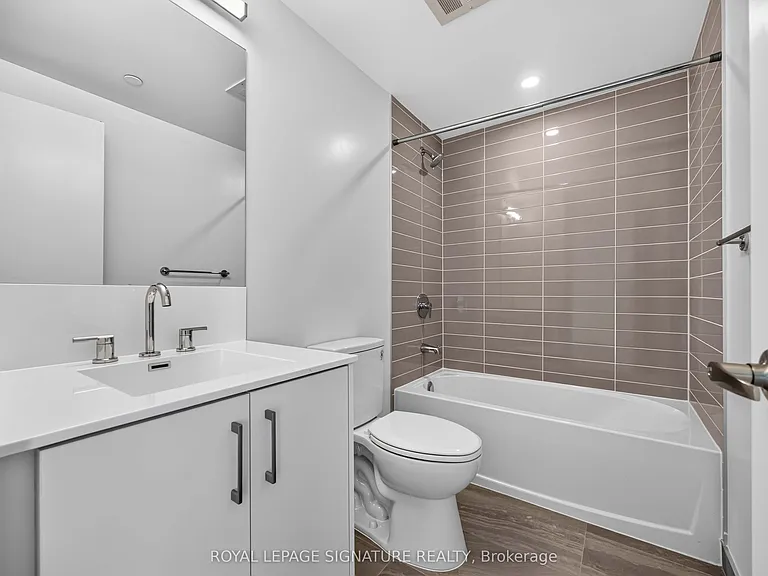 4010 Eglinton Ave W #1021 — Photo 11