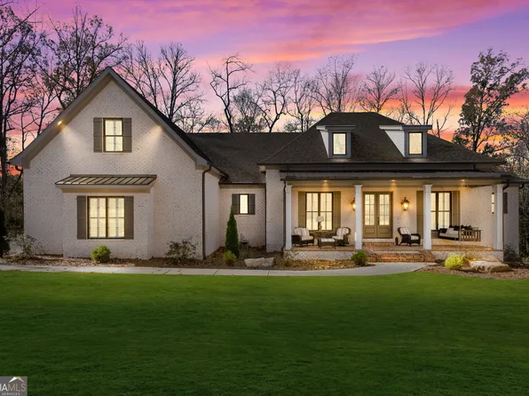 104 Equestrian Ct, Forsyth, GA 31029