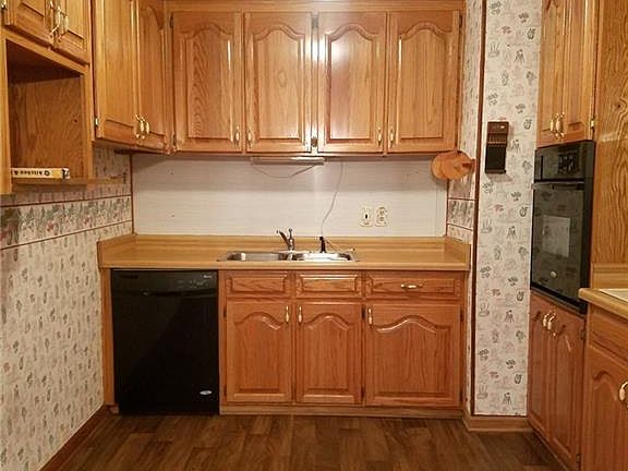 3rd image of 248 Northwood Dr