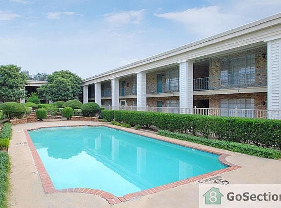 5th image of 5815 Gulfton Dr