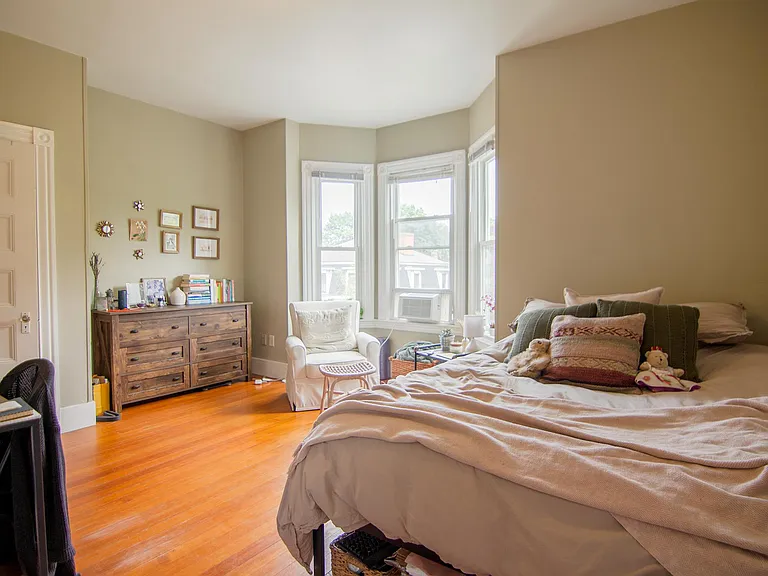 Bedroom #1