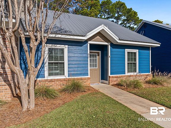 2nd image of 444 Clubhouse Dr APT 5D