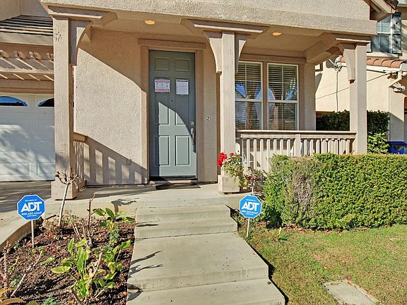 3rd image of 217 Dutra Vernaci Dr