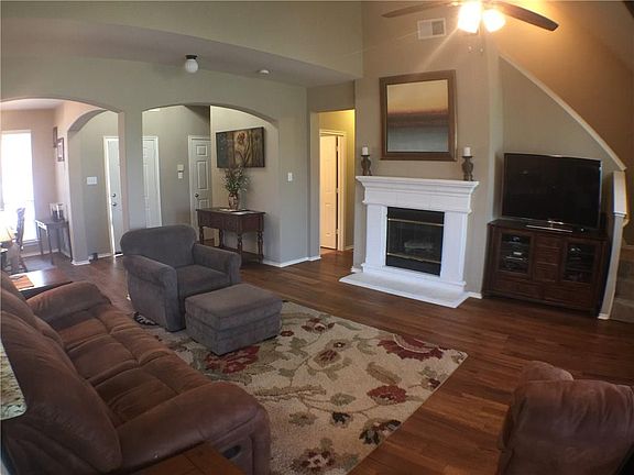 4th image of 5402 Plantation Ln