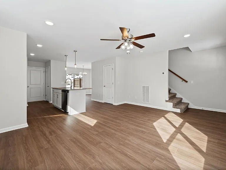 839 Cumberland Dr — Photo 5