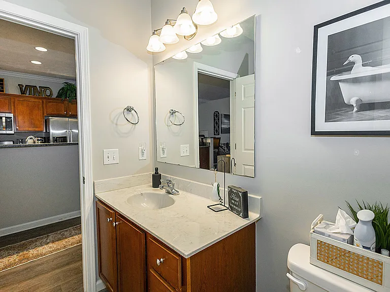 6595 Reserve Dr — Photo 9