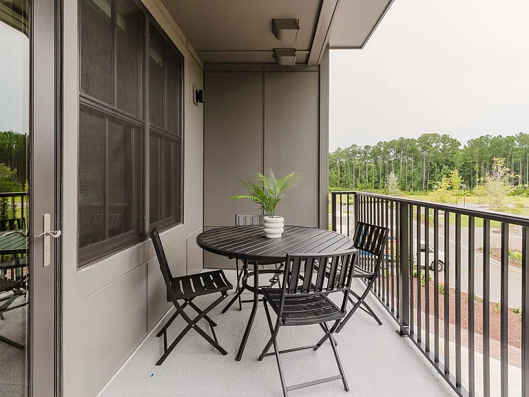 25 Minetta Ln #304-unit 304 — Photo 12