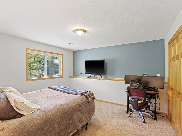 715 Black Forest Rd — Photo 9