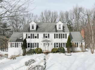 6 Hillside Dr, Townsend, MA 01469