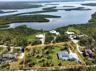 37 Riverfront Dr, Venice, FL 34293