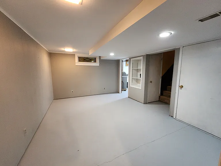 5525 Three Points Blvd — Photo 24