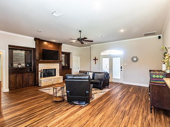 5th image of 6013 88th St