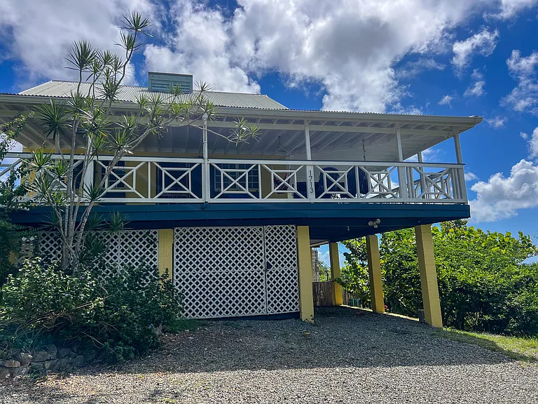 17-13 VI Corp Lands Pr — Photo 3