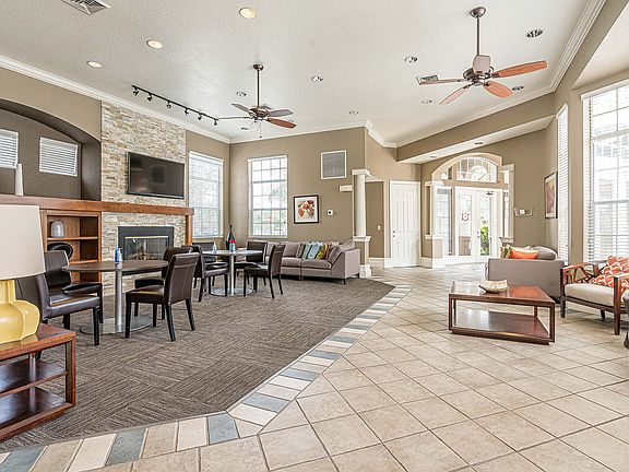 3rd image of 5200 N Orange Blossom Trl #4102