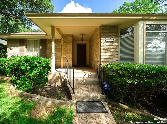 3rd image of 11323 Whisper Falls St