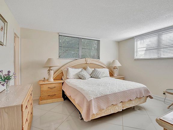 5th image of 8930 S Hollybrook Boulevard #201