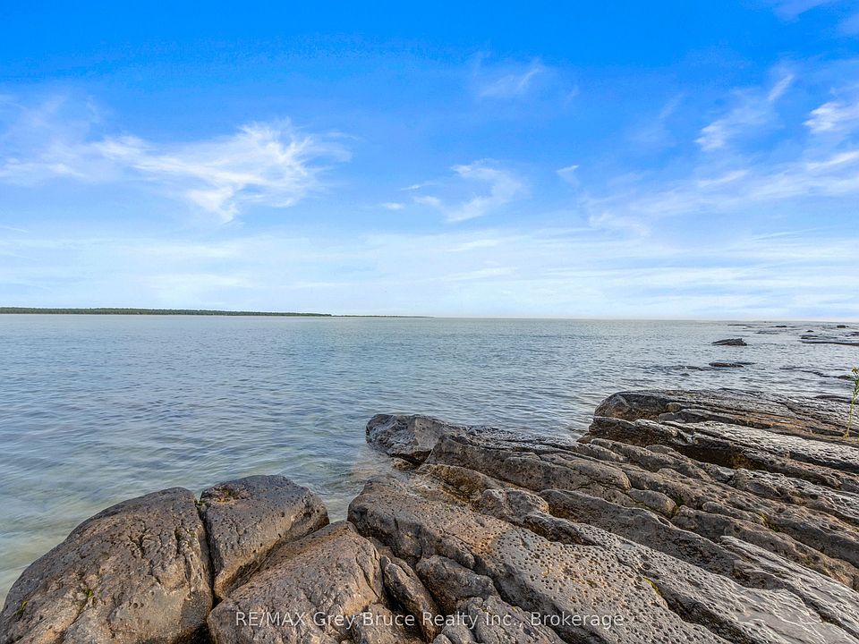 1st image of 172 Greenough Point Rd