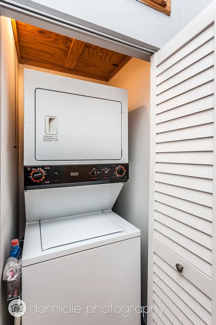 2 bed, 1.5 bath, 1000 sqft, $2,550 — Photo 3