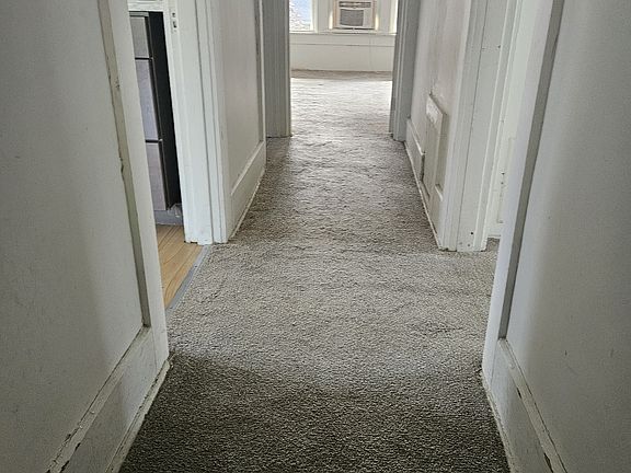 2nd image of 348 1/2 Garfield Ave