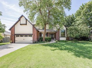 10301 E Peppertree St, Wichita, KS 67226
