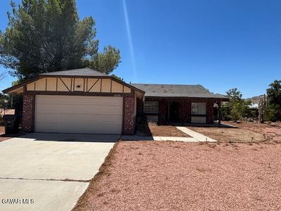 15576 Washoan Rd, Apple Valley, CA, 92307