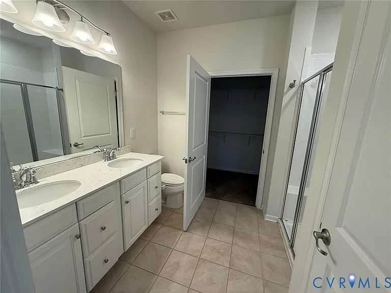 7983 Wistar Woods Ct — Photo 2