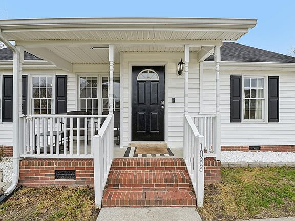 2nd image of 1088 Holly Pointe Dr