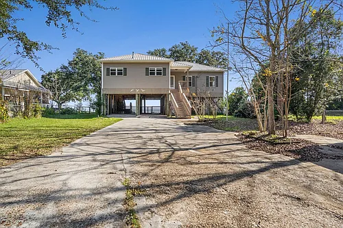 3917 Bay Front Rd Photo 1