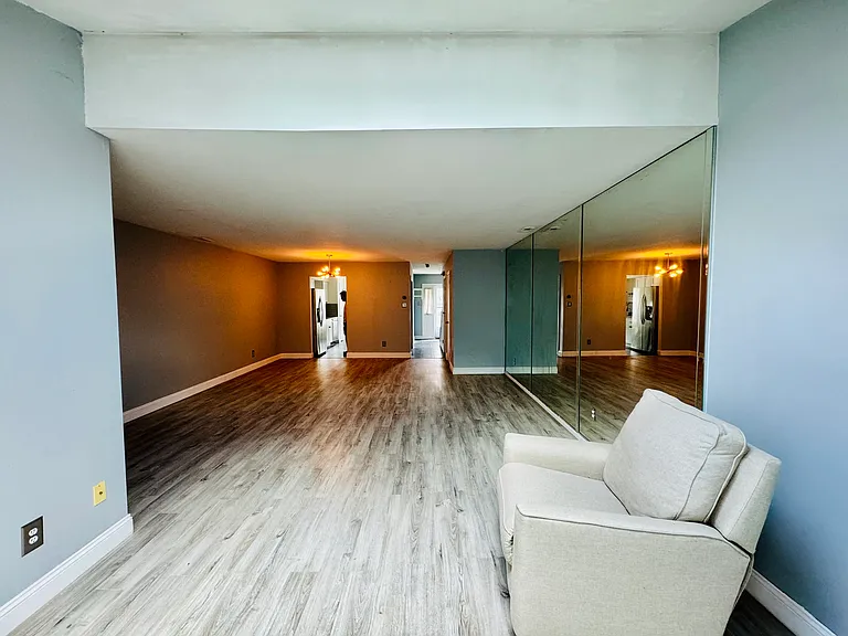 22 Wyckwood Ct — Photo 9