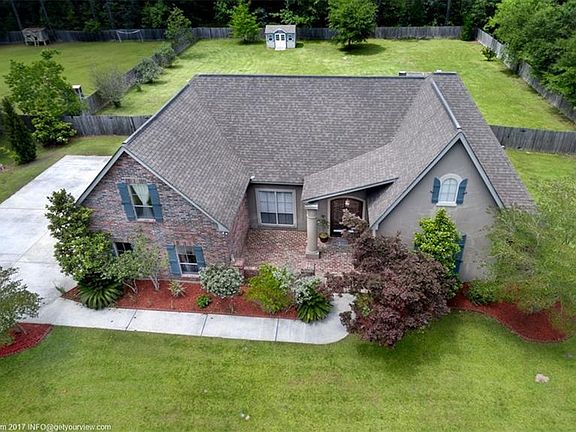 2nd image of 260 Kissena Park Ct