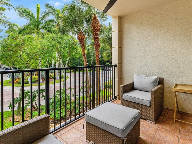 1210 Tuscany Way — Photo 21