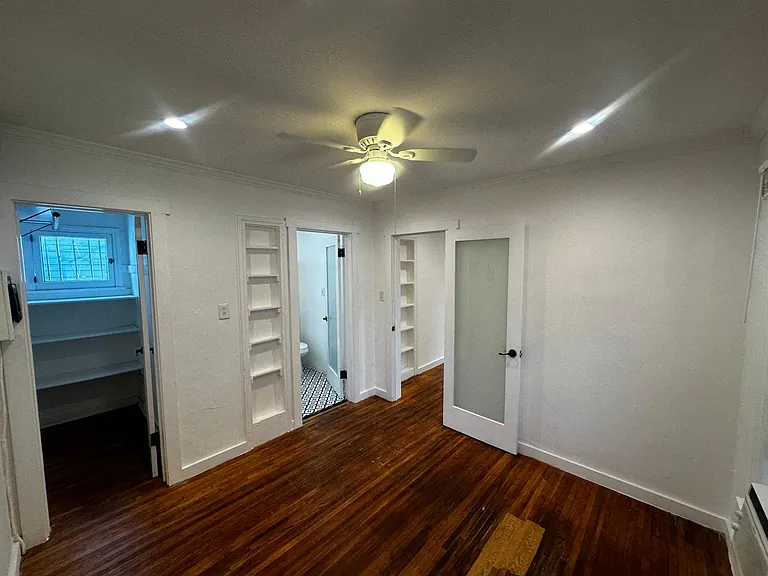 3927 Melrose Ave #1/4 — Photo 5