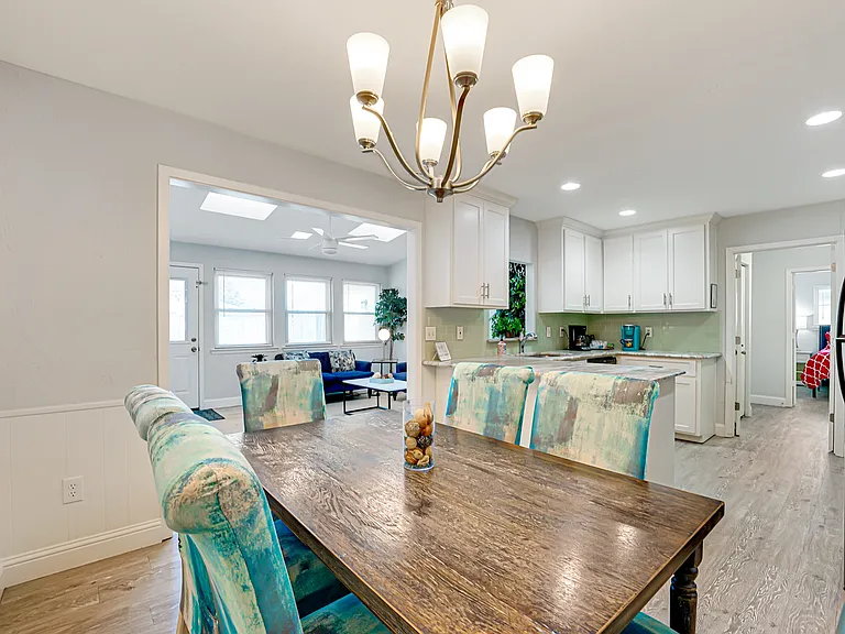 13421 Whispering Hills Dr — Photo 28