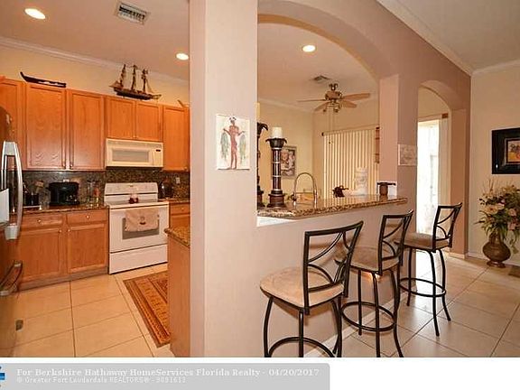 5th image of 19138 Stonebrook St